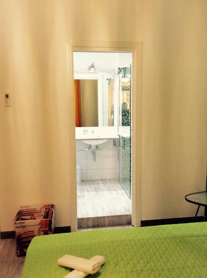 Like Family House Bed & Breakfast Roma Dış mekan fotoğraf